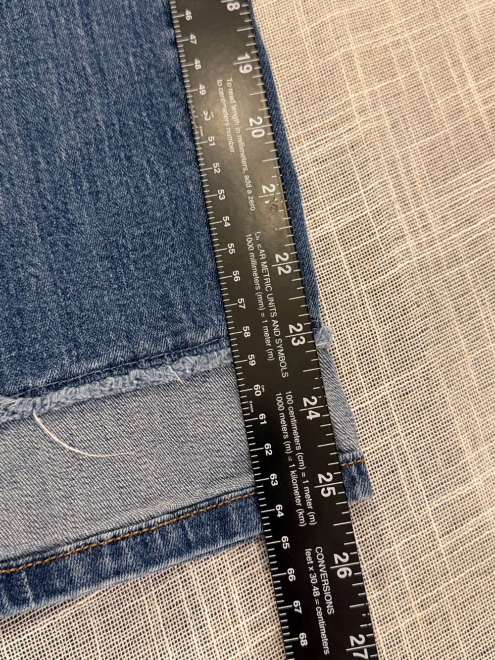 Judy Blue Straight Jeans 13/31 Raw Hem Cropped Patchwork Distressed - Picture 9 of 11